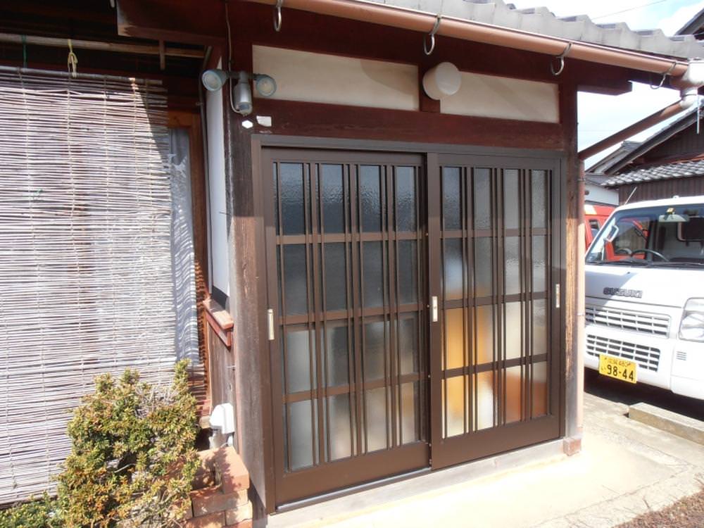 玄関取替え工事　Ｔ様邸