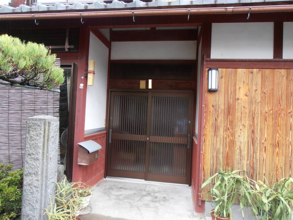 玄関引戸＆雨戸を簡単にリフォーム！　N様邸
