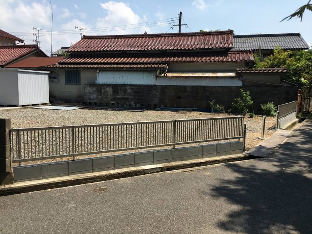 空地との境界と防犯のため　N様邸