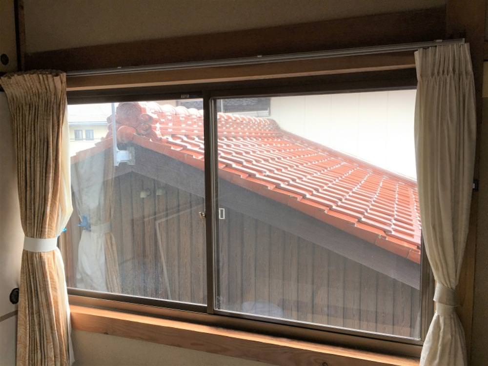 既存の雨戸が使えるマドリモ！