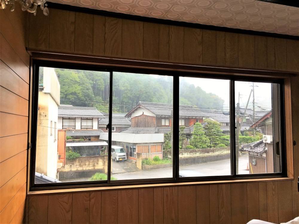 外壁さわらず簡単窓交換
