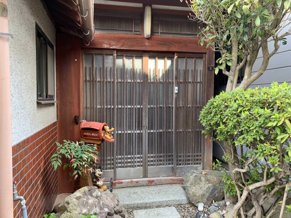 玄関引戸を簡単リフォーム