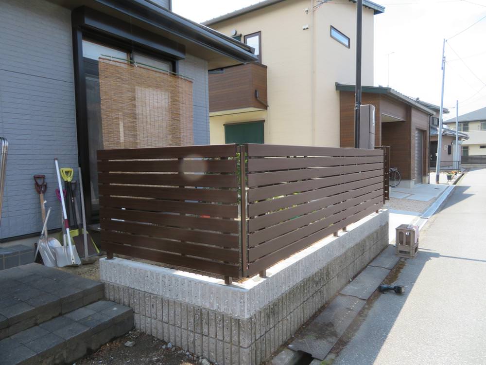 外回りの草むしりが大変になり・・・
