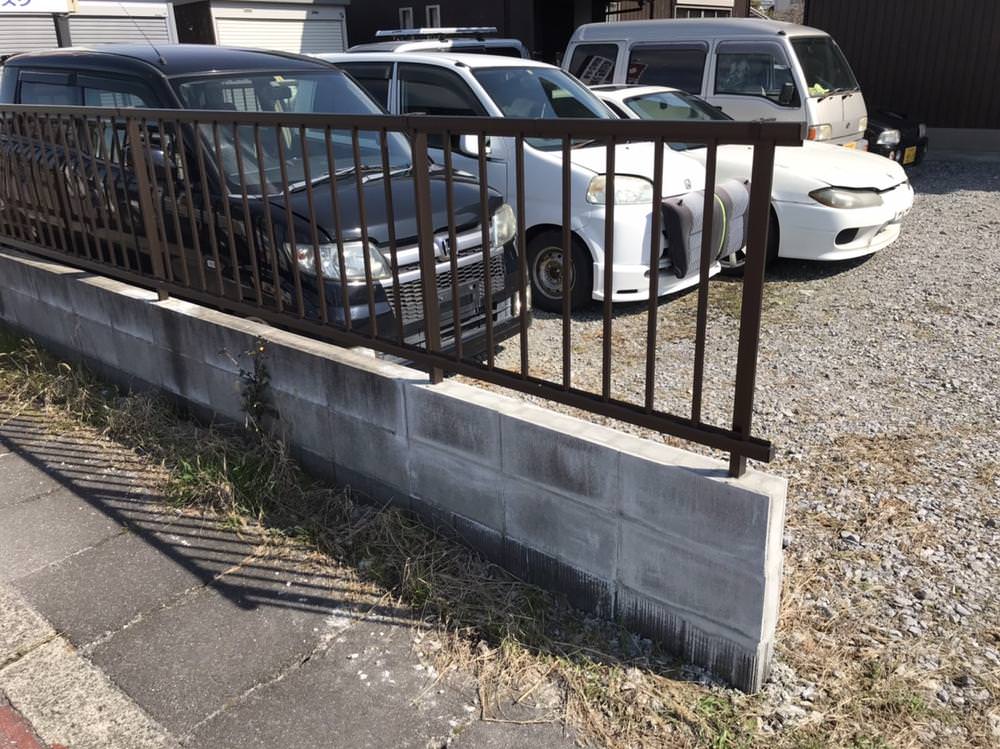 フェンスが破損