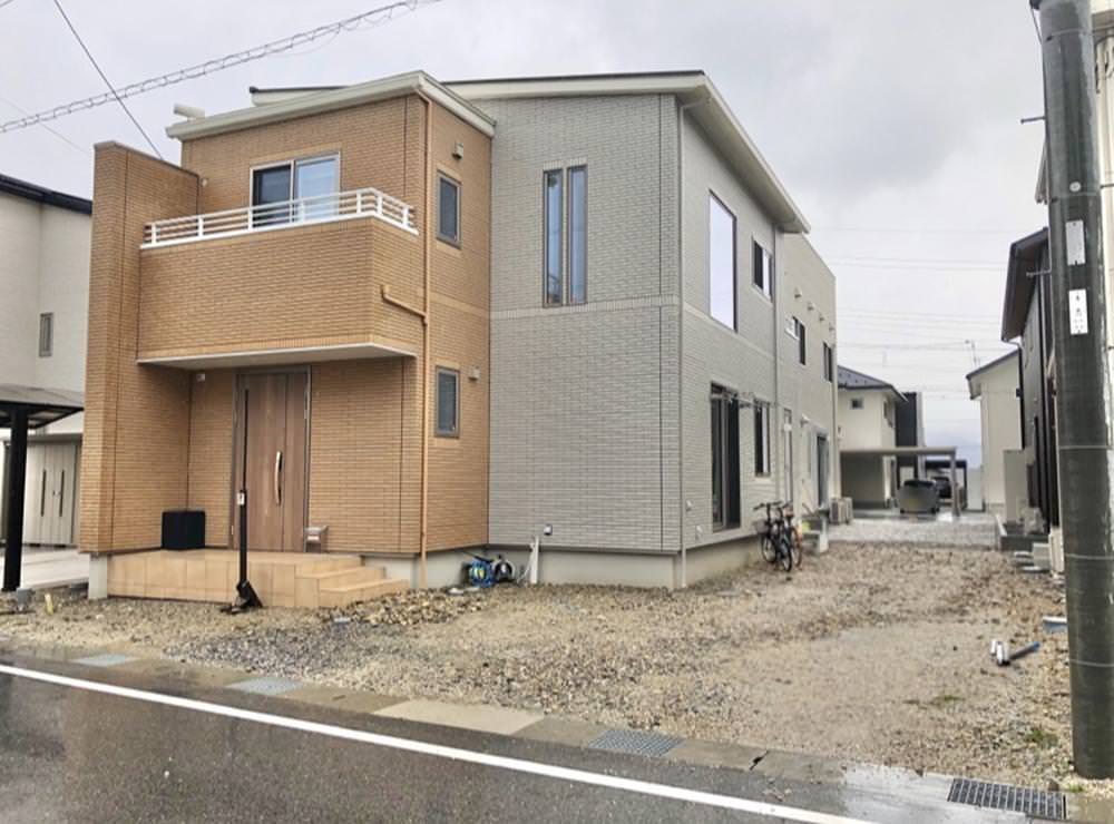新築の外構工事①カーポート