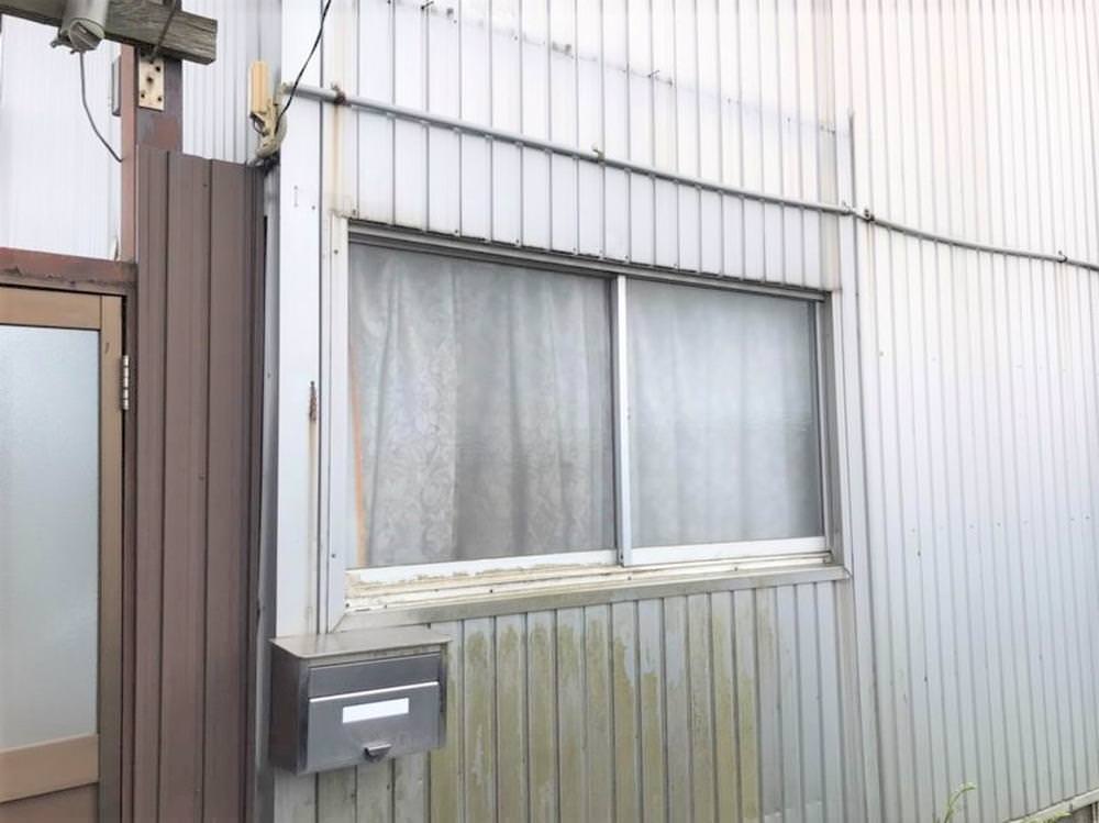 面格子を取り付けて防犯性アップ↑①