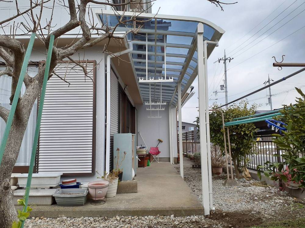 テラス屋根で便利で安心・快適なくらし