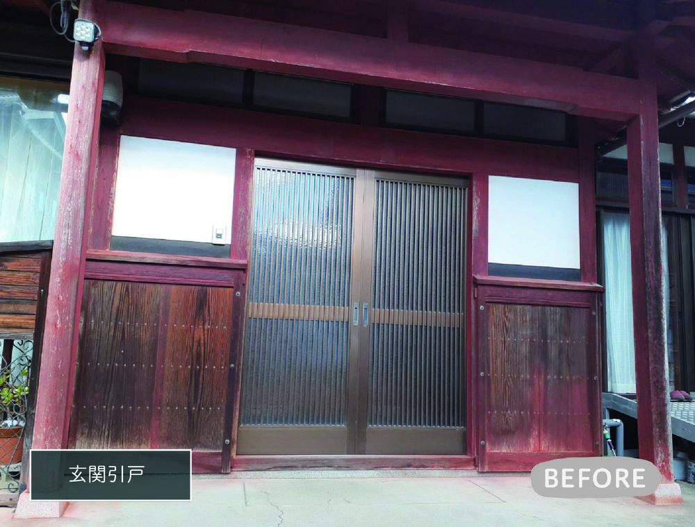 玄関引戸を２枚建てから４枚建てにリフォーム